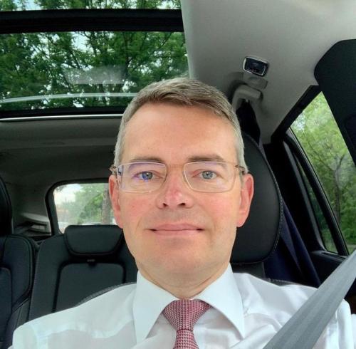 02:32:37 GMT+0100 (WAT)