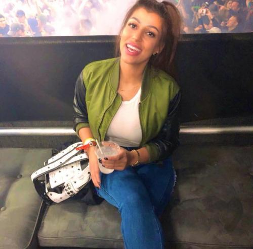 AED29549-9A7D-41C0-BB9F-405CA81B658E