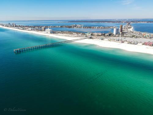 E2009838-6DFD-4C4D-8C10-A732A8259C9B