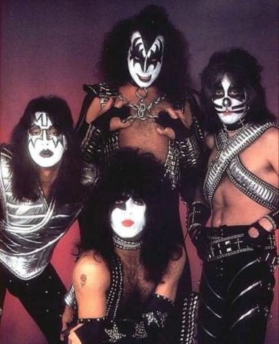 tumblr_981c5b76f00e3af103a4c9ec877dbd44_25761842_540