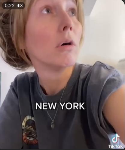 22:45:36 GMT-0400 (EDT).image