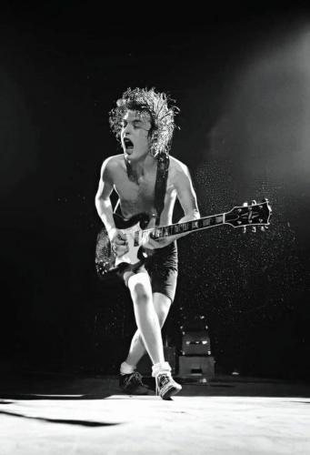 f96aa25b0bec25b61084d8fec930b7f7