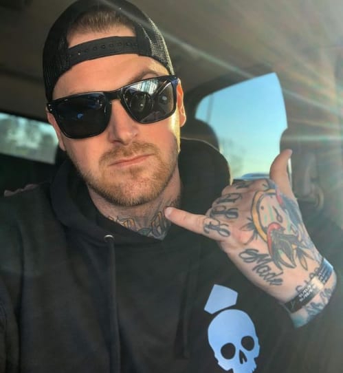 03:39:03 GMT+0100 (WAT)