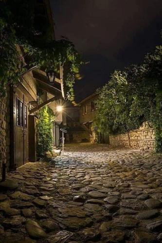 20:28:52 GMT-0500 (CDT)