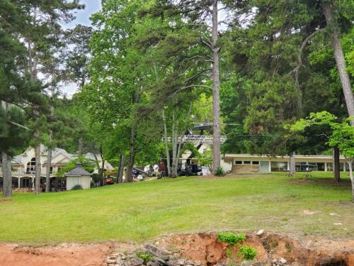 13:53:29 GMT-0400 (EDT)