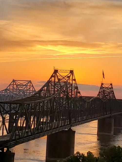 16:05:08 GMT-0500 (CDT)