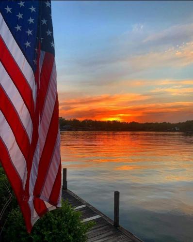 08:03:49 GMT-0500 (CDT)