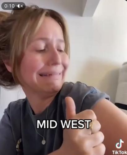 22:45:36 GMT-0400 (EDT).image