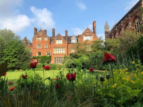 01:37:07 GMT+0200 (CEST)