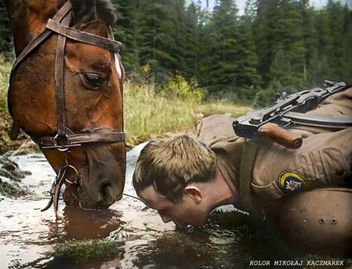 15:42:00 GMT-0400 (EDT)