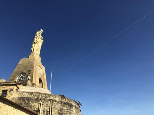 6B550E6A-F5BB-4733-8EAB-9C3E07AA9E19