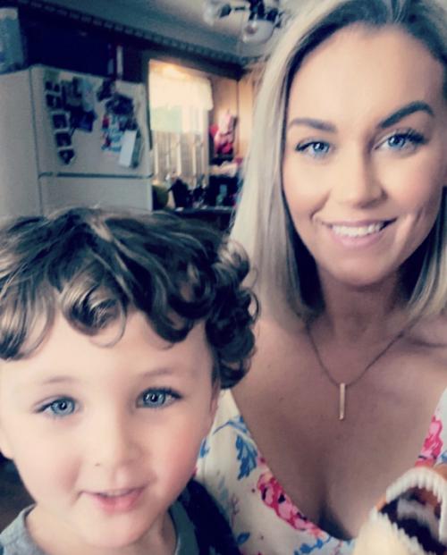 3FCD2501-54BC-4DB7-B822-610FE1064B99