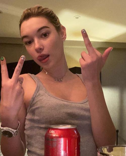 21:17:25 GMT+0100 (WAT)