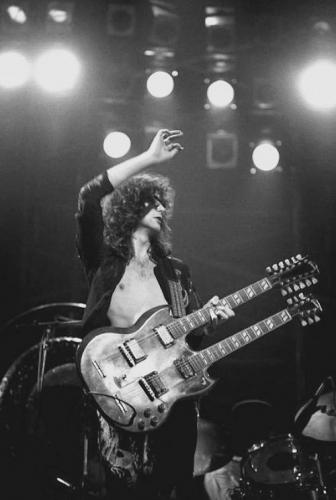 82b705edd93962fab2abcb1fe990c33e