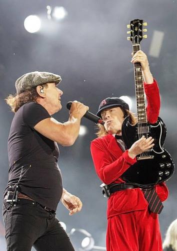 200169413_2317266545070175_2878686254603605772_n