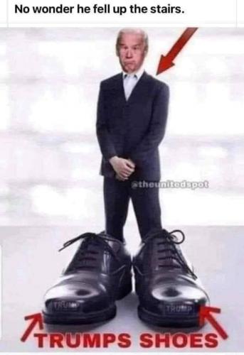 TRUMPSSHOES