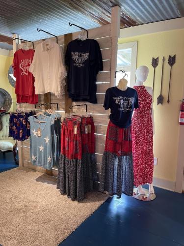 FABBDF0E-91C4-4EDF-8D69-A42968107B6C