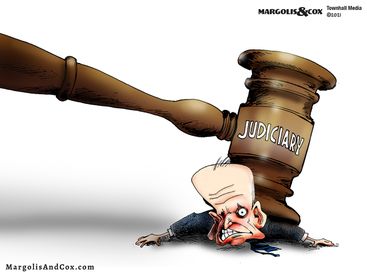 MC_Gavel_web20210707120000-375x275