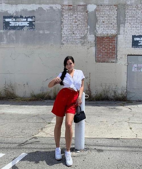 00:33:15 GMT-0400 (EDT).null