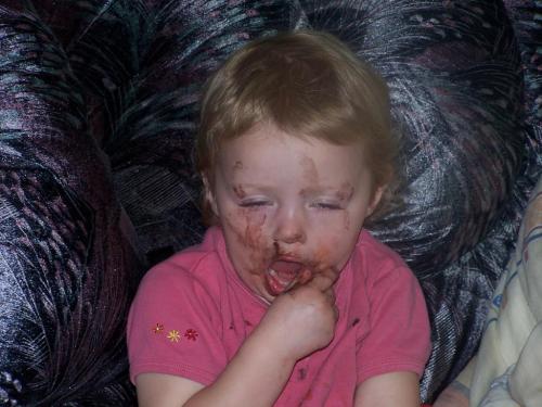 Sammy proof that Girls like chocolate