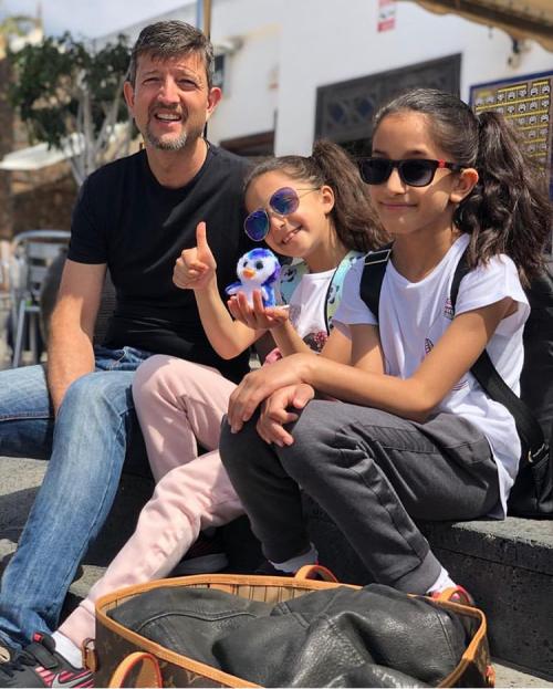 F967E0C7-6C3D-4FFD-8B63-BFA2B2D8B8B1