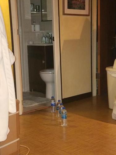 22:00:49 GMT-0500 (CDT)