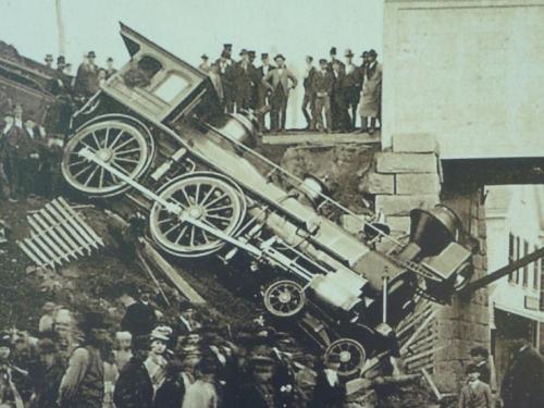 10:39:13 GMT-0500 (CDT)