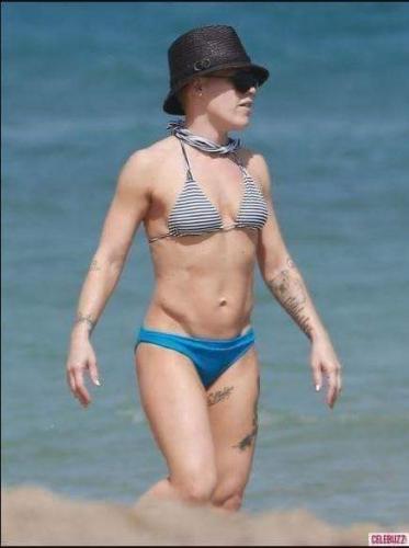 23:44:19 GMT-0500 (CDT)