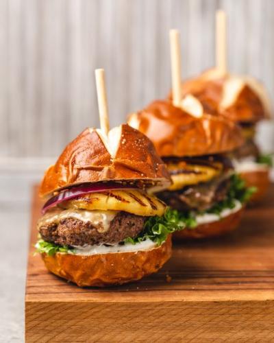 241199088_10165828929250472_2514284741158752683_n