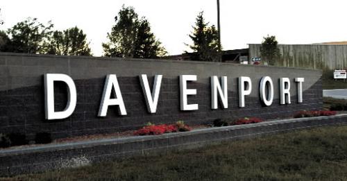 Davenport-Sign