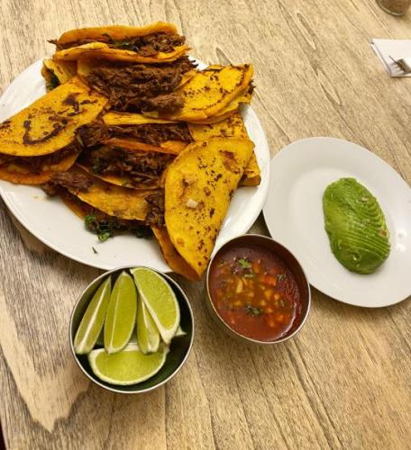 tumblr_e276a0220879a1803e9fc4b454ba0324_6ad5a2a2_540