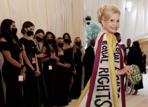 19:03:52 GMT-0500 (CDT)