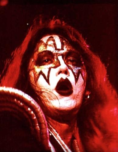 tumblr_a8c20438173890efac8ba7e3e108257d_1641f517_540