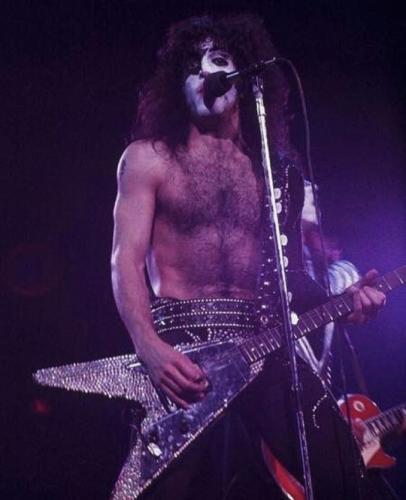 tumblr_05fa393c0b6da10aab086ae2056c9b99_17c36bb4_540