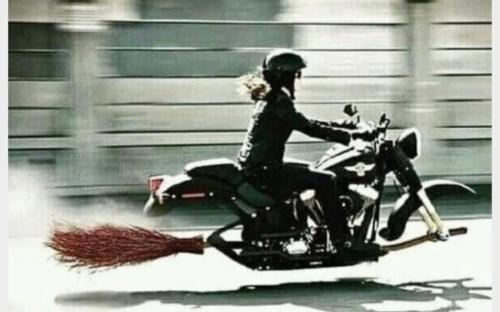 10:04:05 GMT-0400 (EDT).image