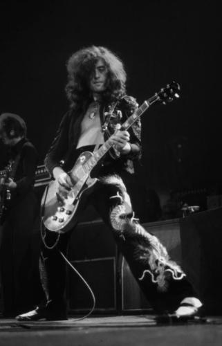 8c30530d7d09c042cd7a42fd1aa313cc