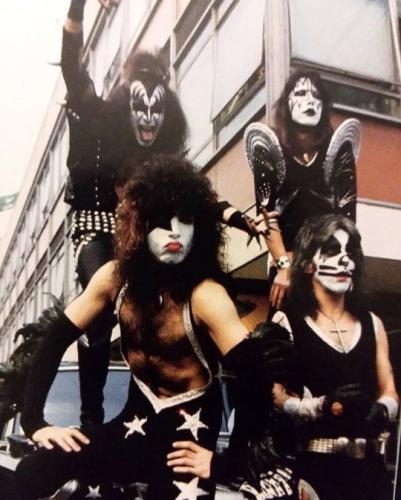 tumblr_b30b7759245f70bc9bcb3fea93e6c5a6_19c6c2b3_540