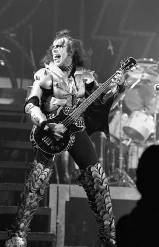 tumblr_363f19e8b7cfd42250b0b22649676700_4a784c90_500