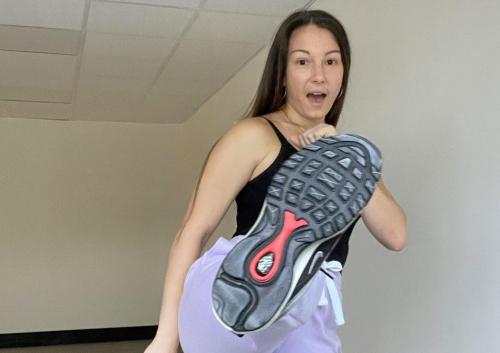 Screenshot_20211007-041733_Instagram