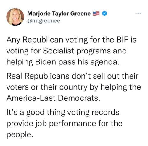 249689209_2862223920734366_3770822848294998875_n