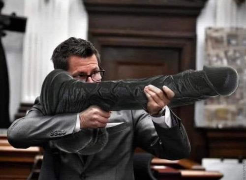 17:03:51 GMT-0600 (CST)