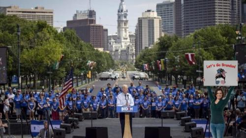joe_biden_distracted_by_a_protestor_at_a_biden_rally-1200x675-1