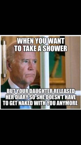 biden_showered_with_daughter