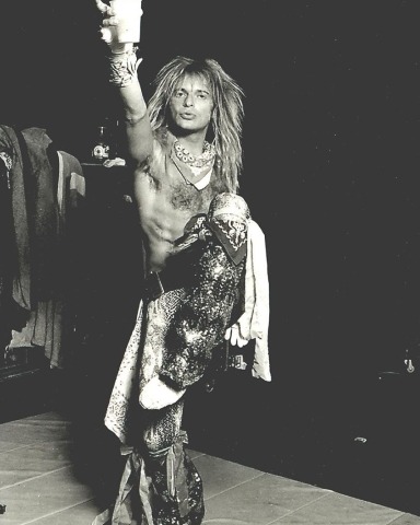 tumblr_4067c75f10ffabfeaa3418c1e7d95730_846416c0_400