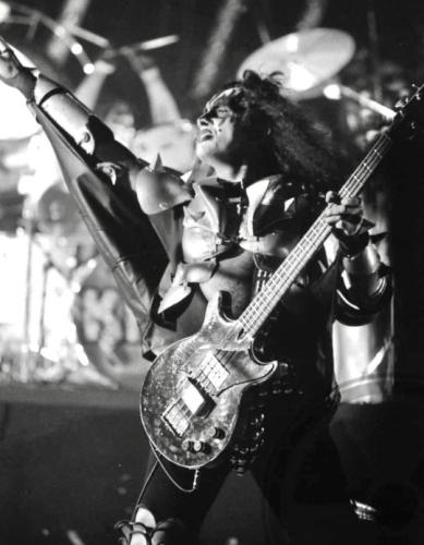 tumblr_03019a76bd11d546010546f782eafcca_3bd7fd67_540