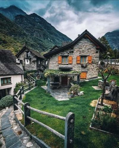 Homes in the alps