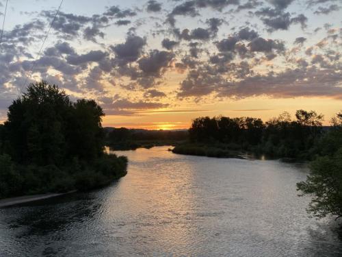 6EC8F389-B41A-4652-9848-9B2D4AC82CB2