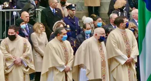 F92677F0-C5A5-42BF-85EB-9AC6D2EC5A3F_1_201_a