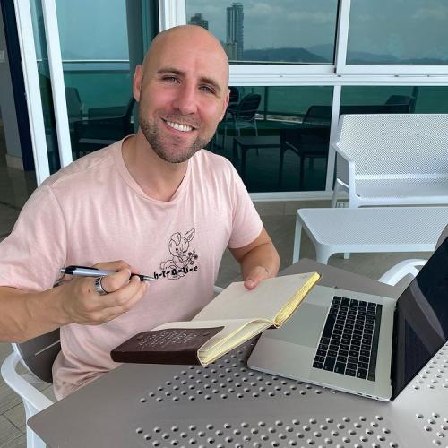 13:19:15 GMT+0100 (WAT)