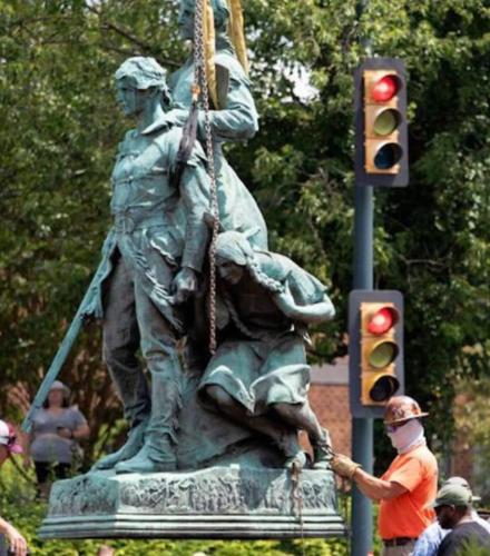 238617062_364351125194287_1712344942233920995_n